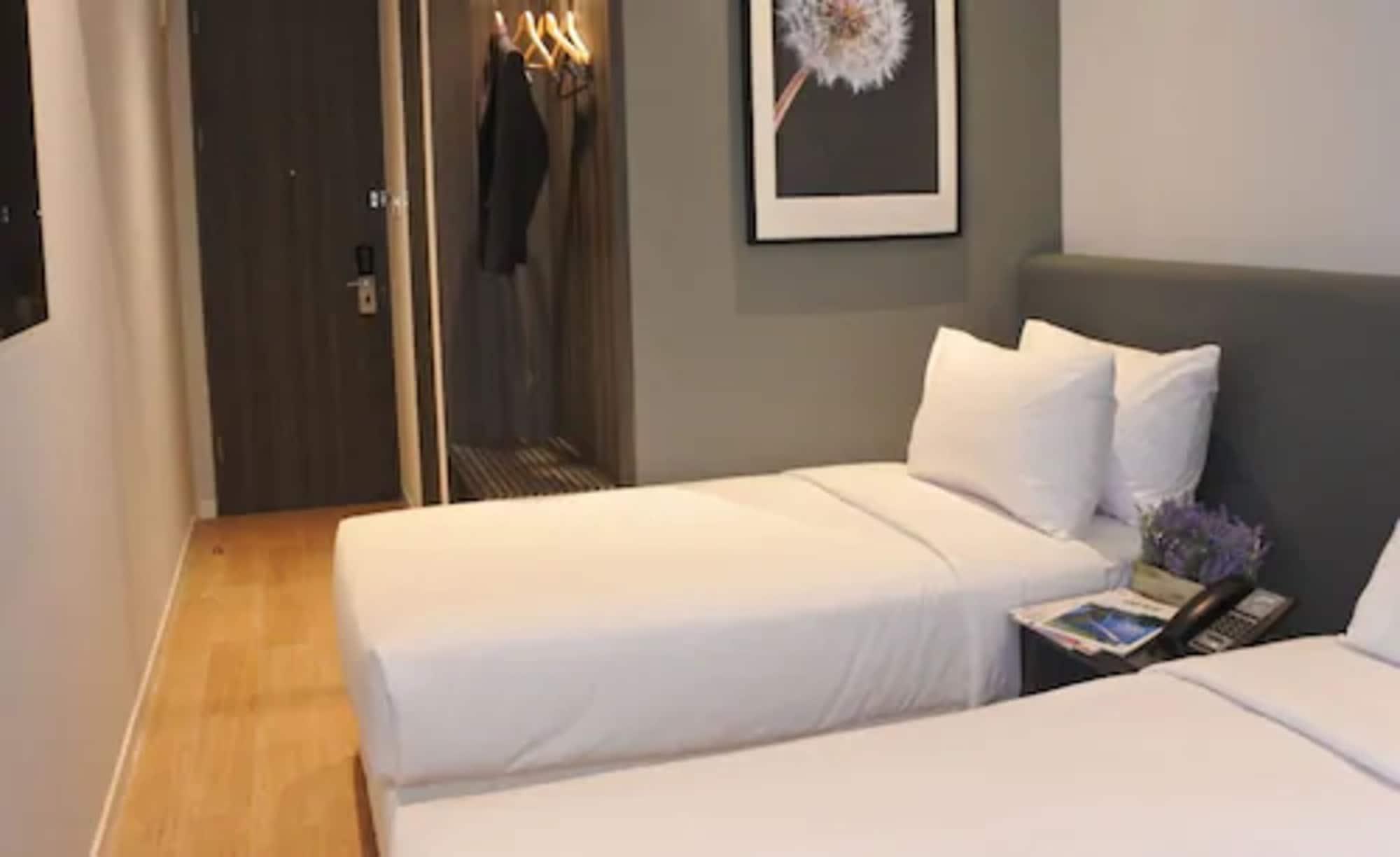 Hotel Juno Tanah Abang 3*